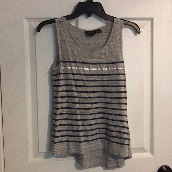 Gray tank with navy blue and silver stripe - Picture 1 of 1
